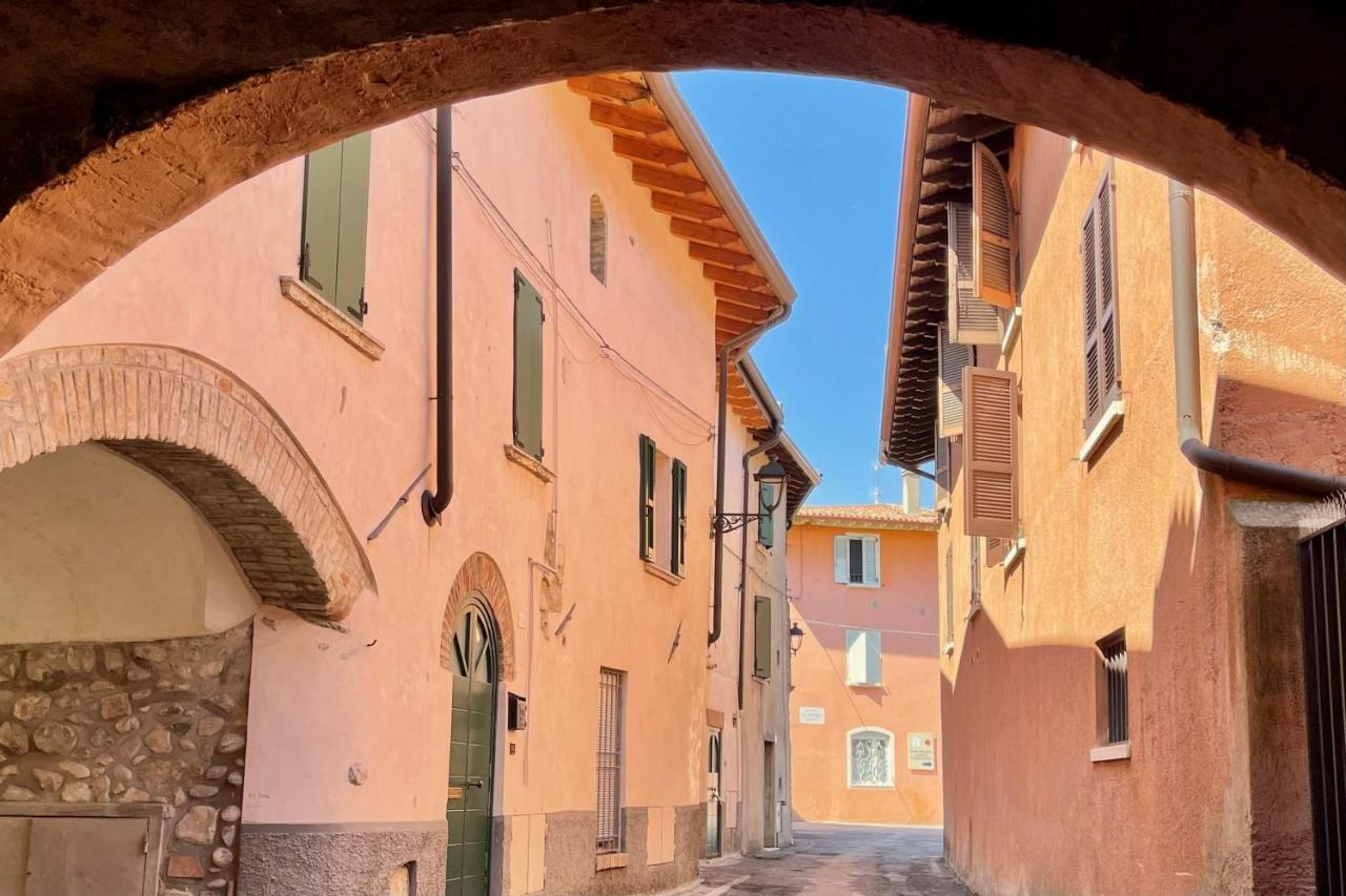 Borgo Dei Sogni Apartment San Felice del Benaco Exterior photo